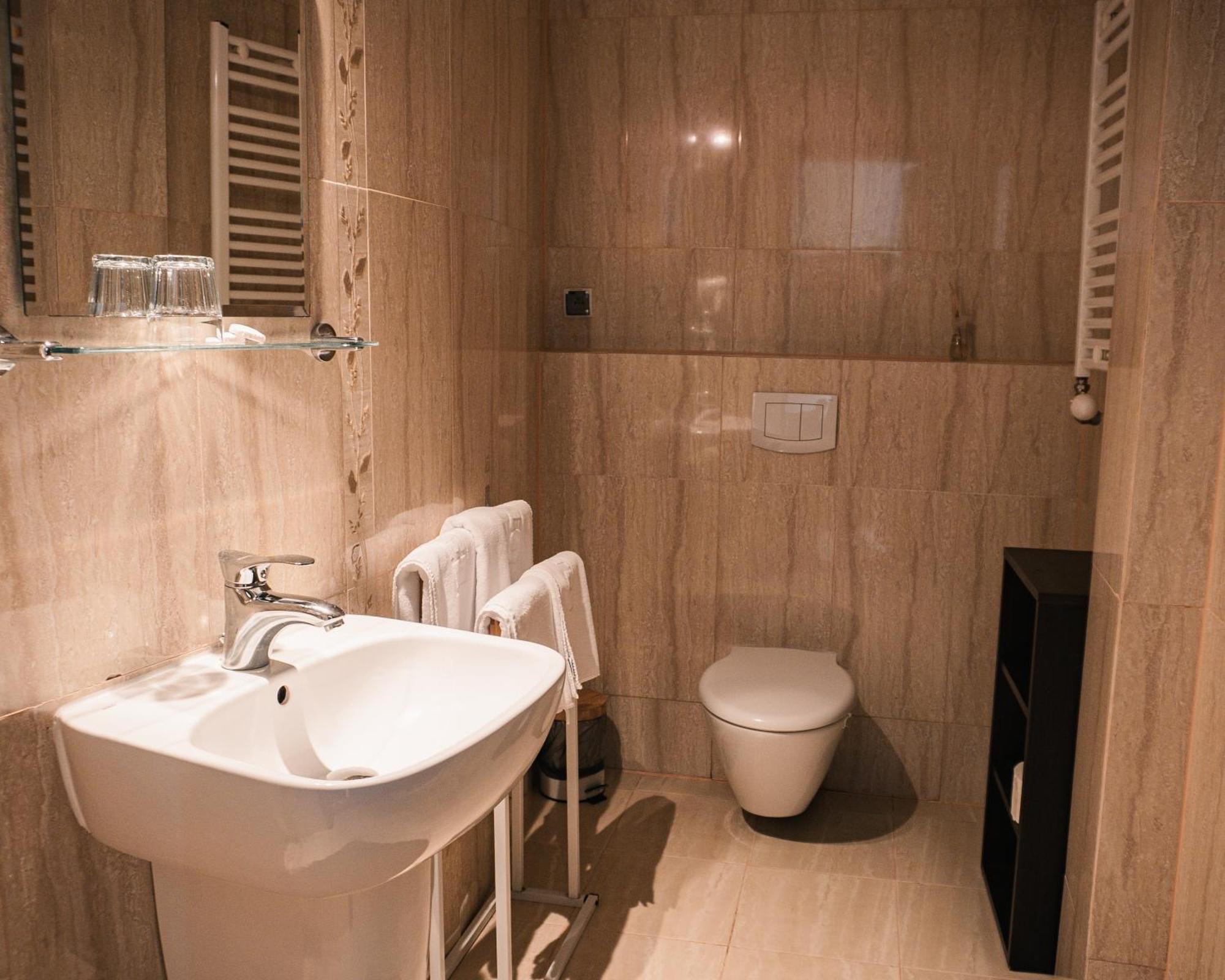 Hotel Korona Rybnik  Eksteriør billede